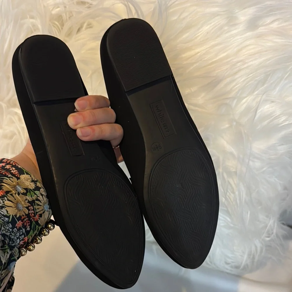 White Mountain Black Loafers Timeless Flats